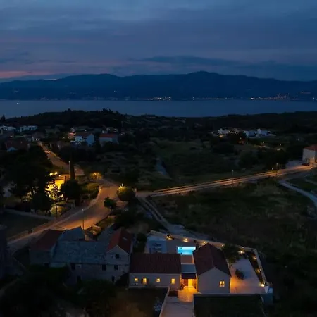 别墅 Olim Civitas Škrip