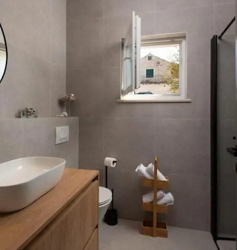 فيلة Olim Civitas *