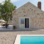 Olim Civitas Villa *