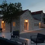 Olim Civitas * Škrip