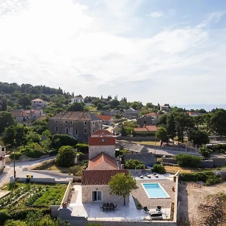 Olim Civitas Βίλα